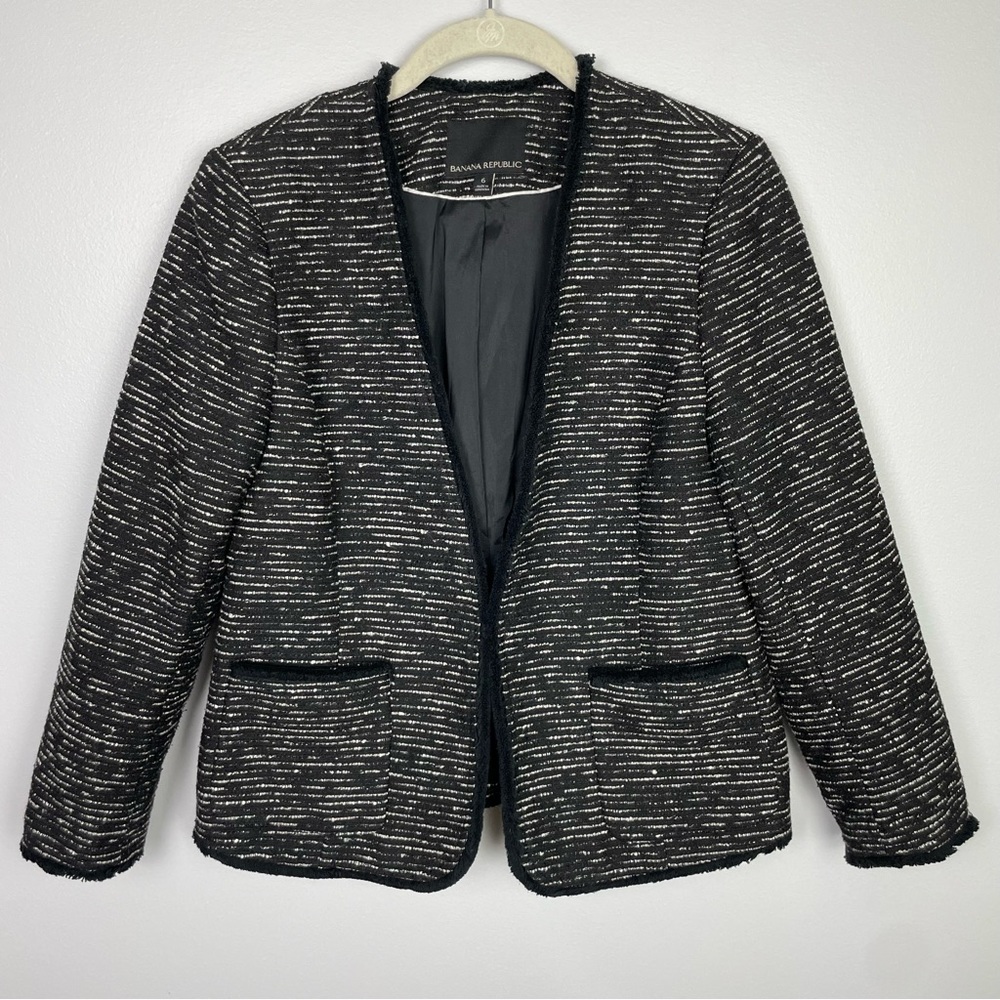 Banana Republic Black and White Boucle Fringe Trim Business Professional Balzer - Picture 1 of 15
